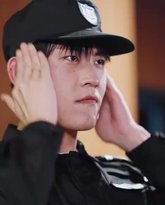 我的绝美总裁女老板 高清封面