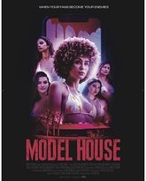 名模夜惊魂 封面