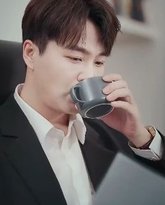 总裁对我下手了 高清封面