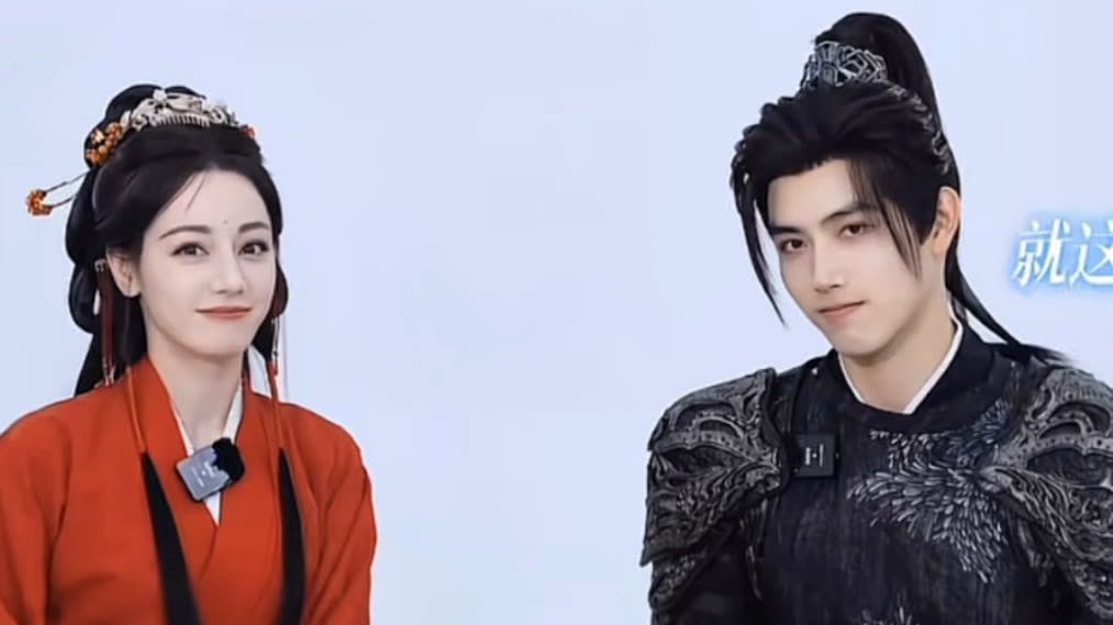 白日提灯采访 高清封面